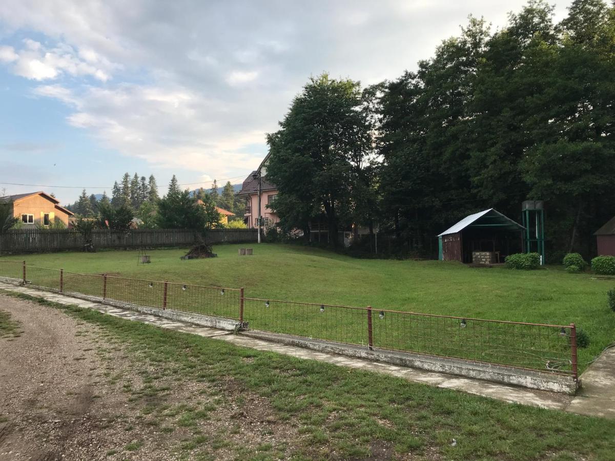 Casa Postolache Pansiyon Soveja Dış mekan fotoğraf